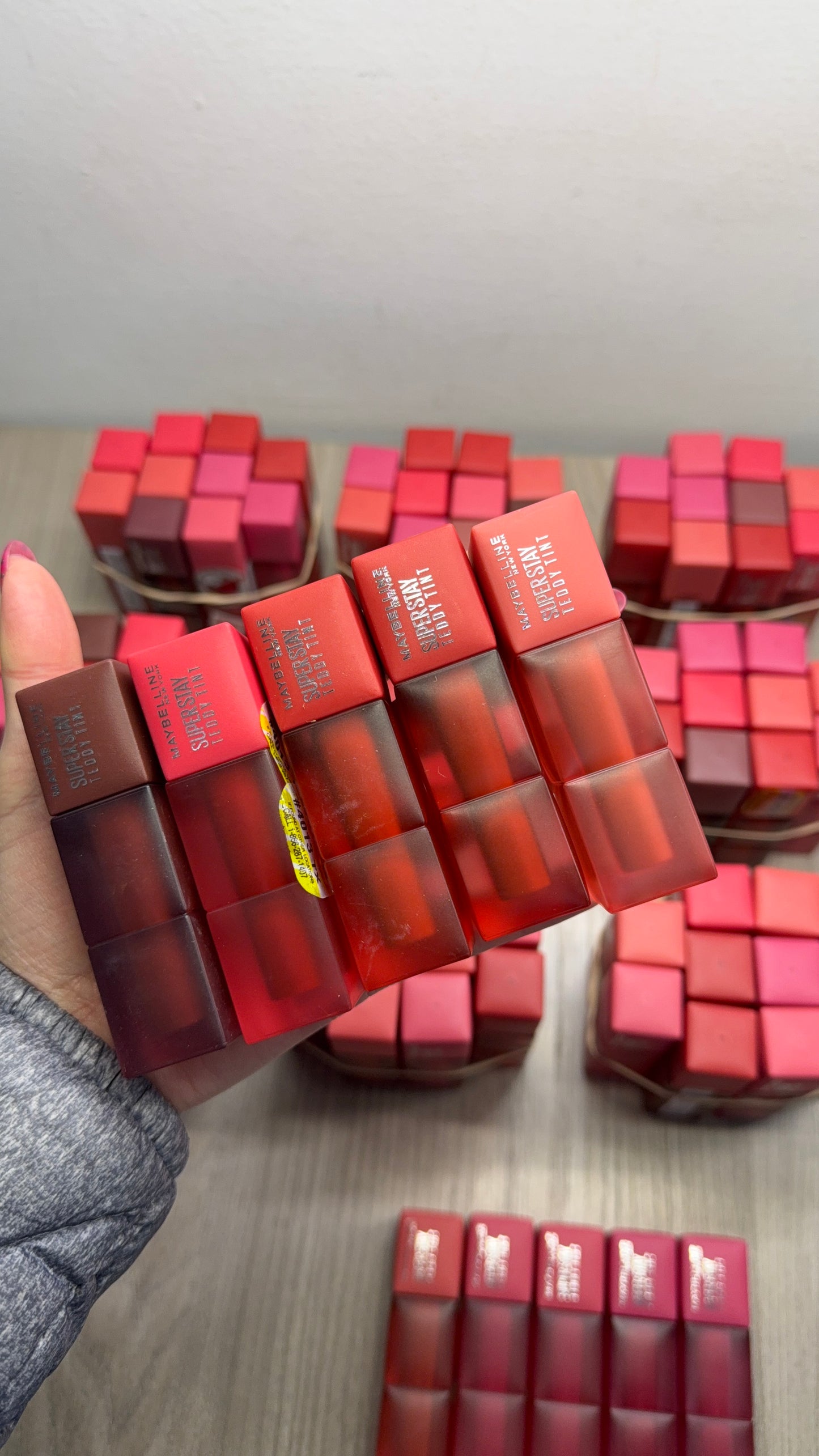 LOTE DE LABIAL TEDDY TINT BY MAYBELLINE 10 PIEZAS