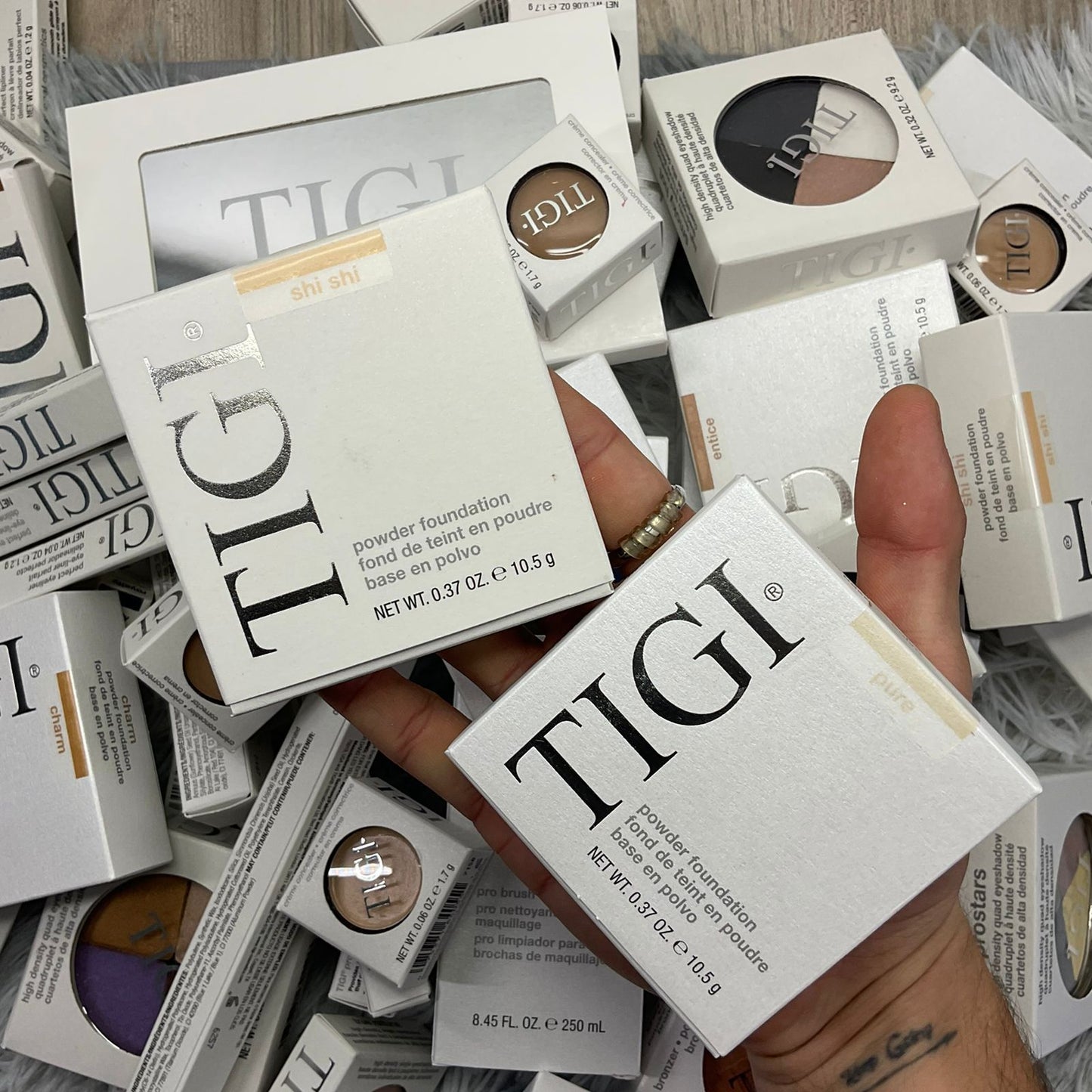 LOTE TIGI 50 PIEZAS